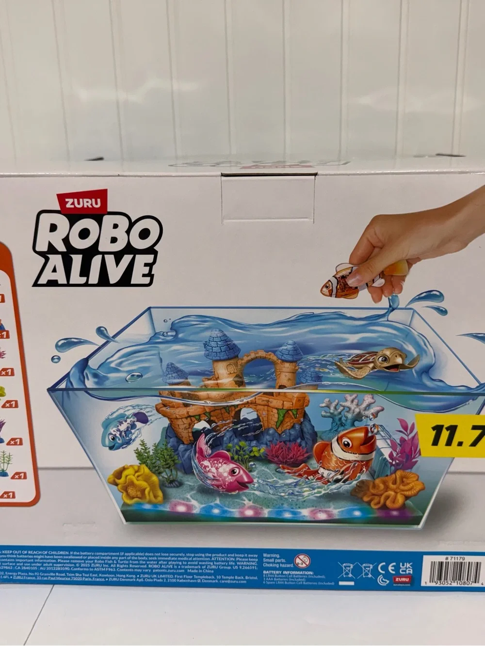 Zuru robo alive